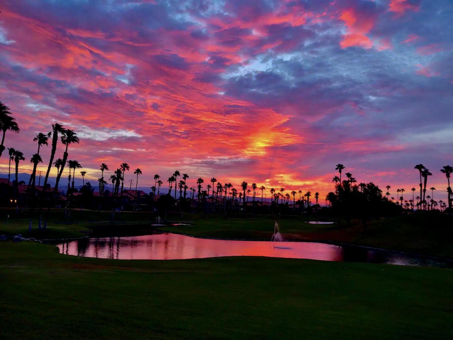 The View! Palm Desert Country Club Villa ภายนอก รูปภาพ